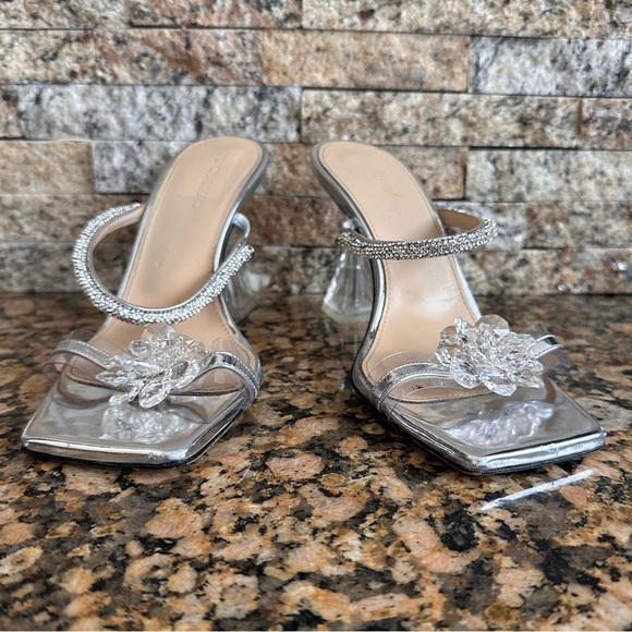 Mach & Mach Crystal Flower slide sandal - Picture 6 of 16